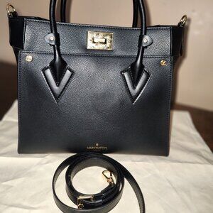 LV Monogram Tufting On My Side Black